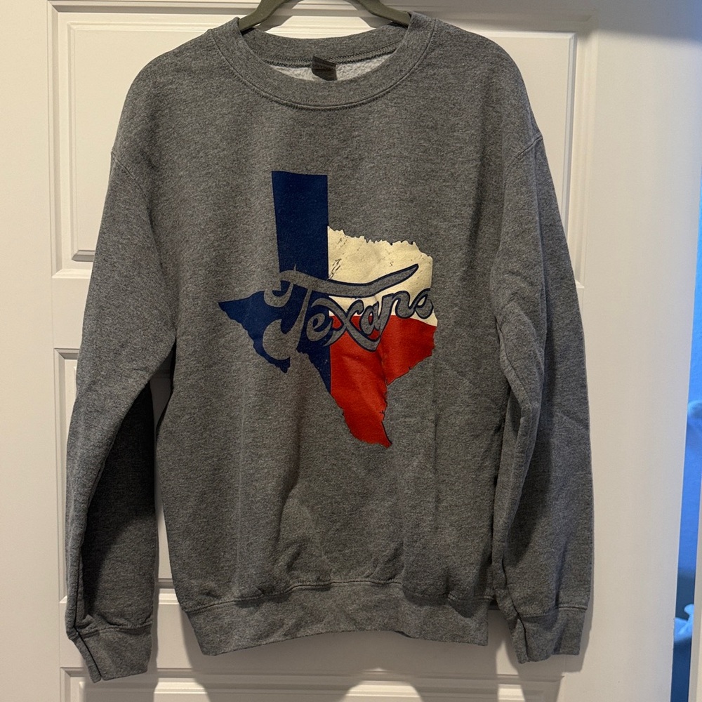 Gildan Gray Texas Graphic Women's Sweater